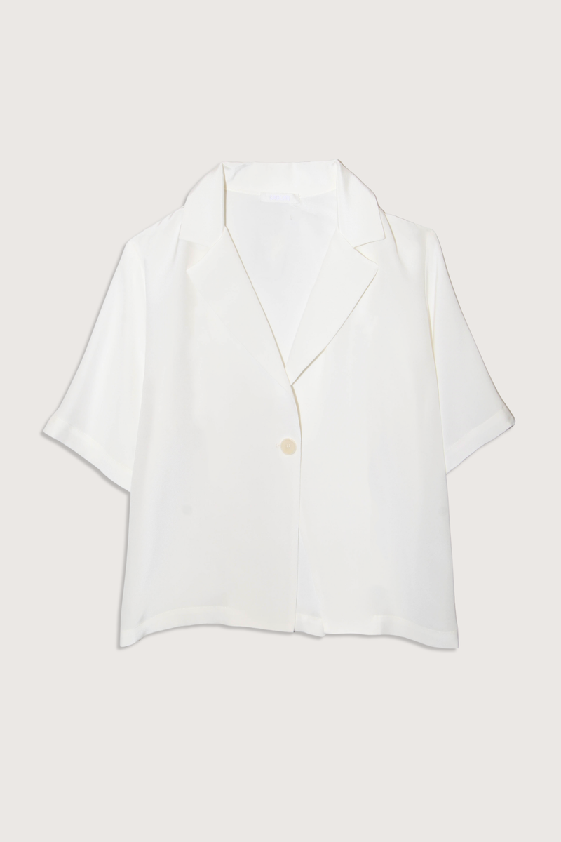 flat lay Kalleen Short Sleeve Collared Silk Top Single button closure
100% Silk