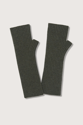 flat lay Knokke Mitten Khaki cashmere straight cut 2-threads flat ribs