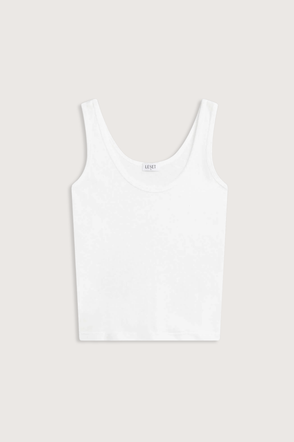 flat lay Laura Scoop Neck Tank White Scoop Neck
Classic silhouette
Lightweight
Vintage-feel
100% Cotton