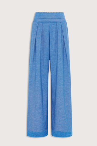 flat lay Lauren Fluid Knit Trouser Denim blue Flowing knit pants
Jersey knit
Wide scalloped waistband
Fine and smooth knit
Box pleats on the front
