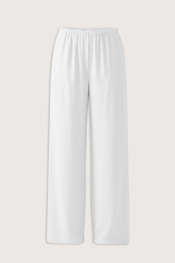 flat lay   Lenon B Utility Pull On Pant white Relaxed fit
Pull-on waist
Utility style pant
Washed lightweight viscose twill