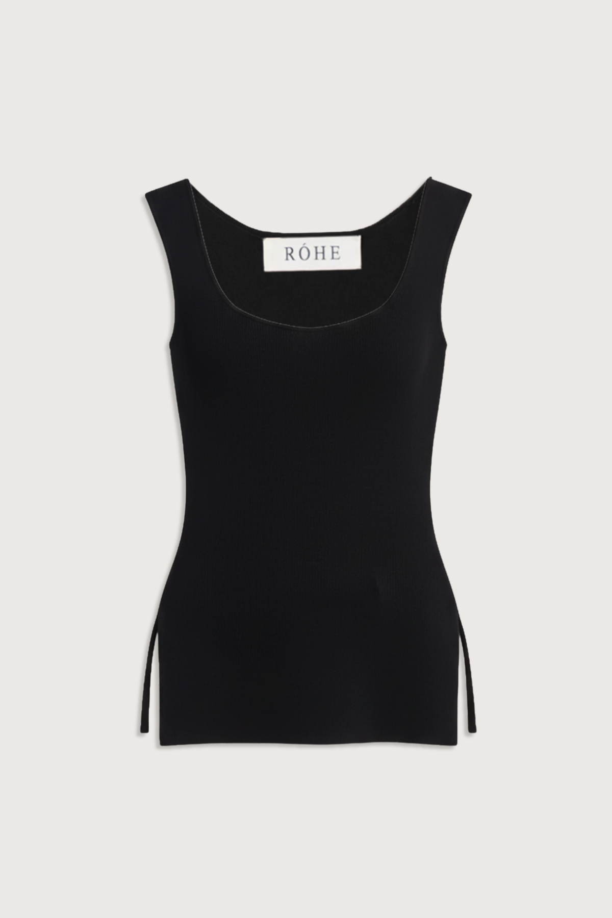 flat lay Long Knitted Bustier Top black Knitted top
Scoop neckline  viscose-blend yarn
Elongated silhouette
Side slit details
Fitted style