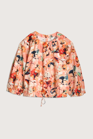 flat lay Lucie Bubble Sleeve Top camelia  Floral printed
Quarter sleeve
Drawstring hem
Puff sleeves
Crewneck
100% COTTON