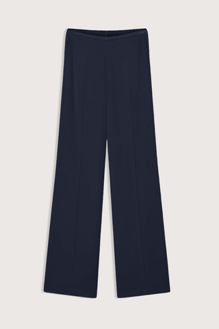 flat lay Matte Envers Satin Pant Notte 
High–waisted
Flat front construction
Side zip
Contrasting shiny satin waistband
Elastic waistband