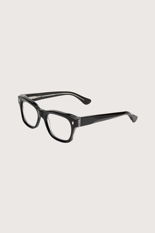 side profile Muzzy Reading Glasses Gloss Black +2.0 black frame clear lens Square frame
Premium hard coating protects lenses, increasing durability and minimizing scratches
High-performance water, dirt, and grease-repellent coating
Premium, bio-based acetate frame
5-barrel industrial hinges