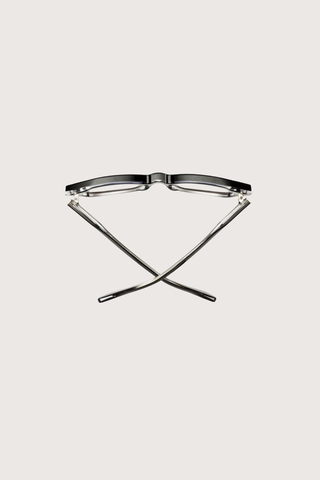 top profile Muzzy Reading Glasses Gloss Black +2.0 black frame clear lens Square frame
Premium hard coating protects lenses, increasing durability and minimizing scratches
High-performance water, dirt, and grease-repellent coating
Premium, bio-based acetate frame
5-barrel industrial hinges