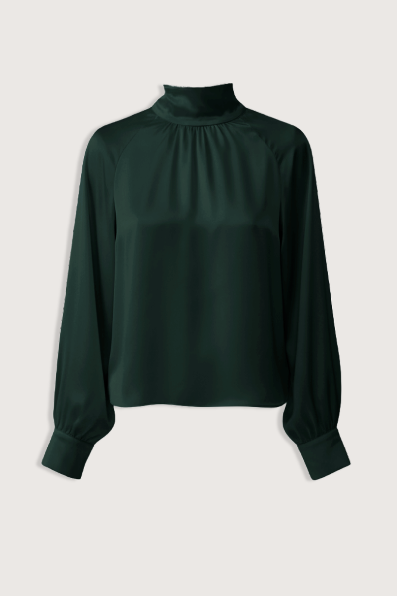 flat lay Nadine Silk Blouse Hunter green Gathered turtleneck
Relaxed silhouette
100% Silk