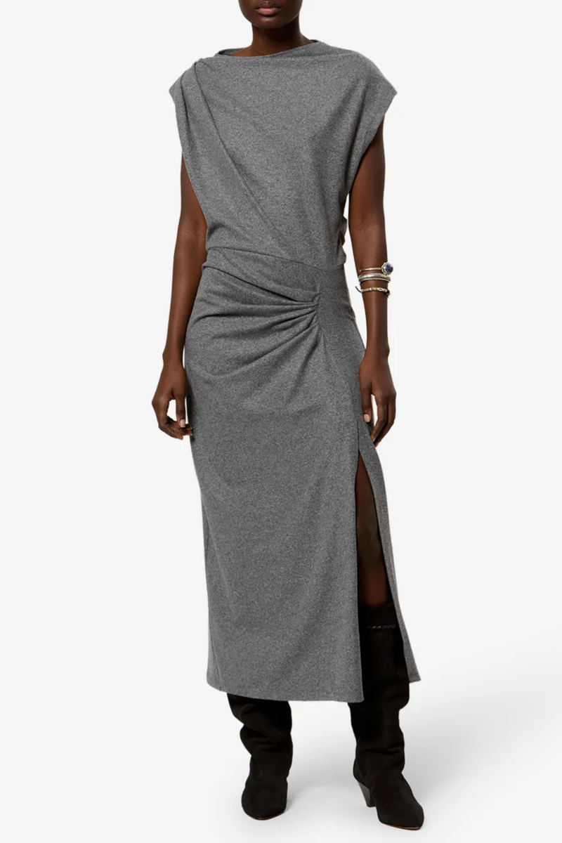 front profile model wearing Naerys Flannel Jersey Dress Grey Draped design
Flannel jersey
Long, fitted silhouette
Bateau neckline
Short sleeves
Pleating at the front and one shoulder
Side slit
Polyester 66% Wool 29% Elastane 5%