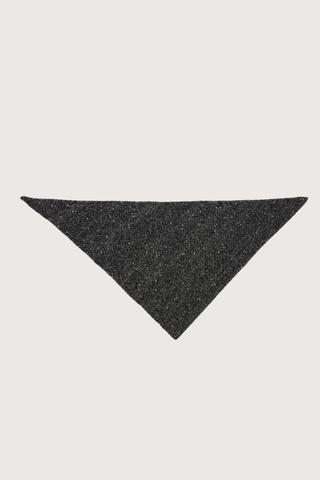 flat lay New Risa Triangle Scarf With Sequins Black/Grey Wide knit
Embellished with black sequins
34% Cashmere, 36% Virgin Wool, 13% Silk, 12% Nylon, 5% Polyester
90 x 100 x 130 cm = 35 x 39 x 51 in