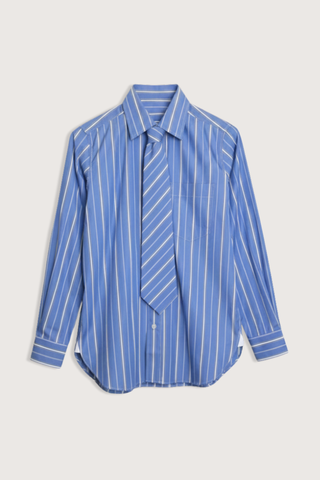 flat lay New Work Shirt W/Tie blue white stripe Square collar
Curved cuffs
Hem gussets
Side seams
Curved hem
Straight cut - classic fit
Mother-of-pearl buttons
Light weight fabric
100% cotton