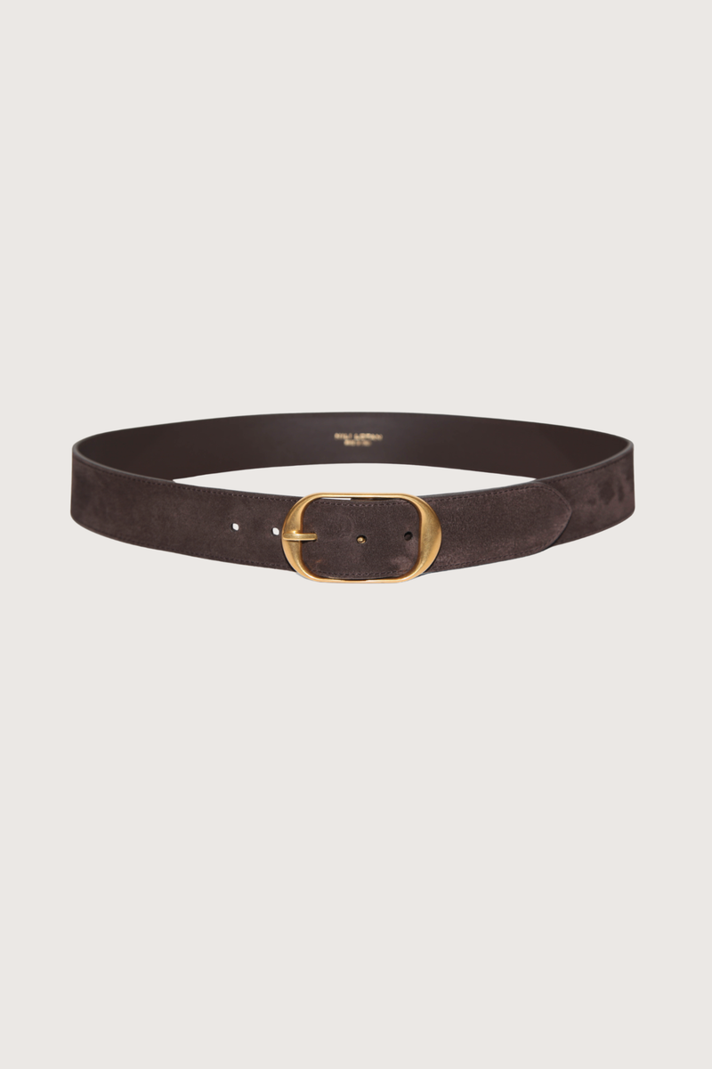 flat lay Nili Belt Espresso brown Wide-style belt
Italian vachetta
Solid brass buckle with a matte gold finish
calfskin leather suede