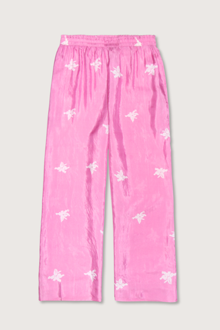 flat lay Otto Pink Jasmin Pant pink Hand-loomed silk
Cropped floral pant
Elasticated waist
Pajama-style silhouette
Hand-block-printed with an asymmetrical floral motif