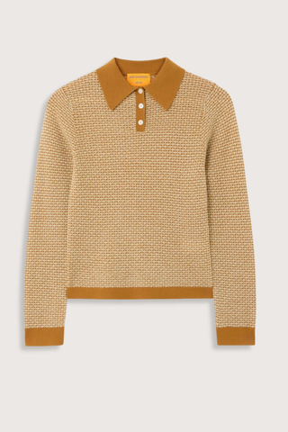 flat lay Pique Shrunken Long Sleeve Polo Cashmere suede caramel FINE WEIGHT LS PIQUE STITCH POLO
RIB POLO COLLAR
THREE BUTTON HALF PLACKET CLOSURE
RIB HEM AND CUFF TRIM
FINE TWO COLOR TEXTURE PIQUE STITCH
GIR BRANDING AT BACK NECK