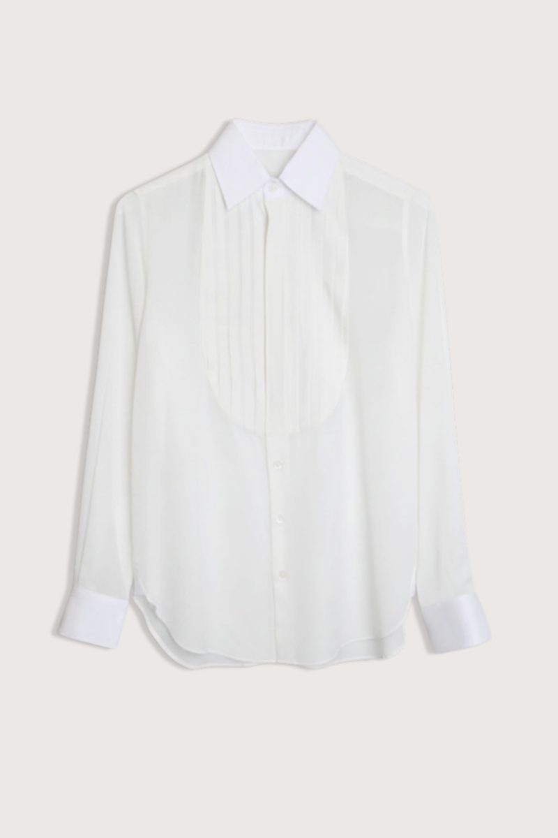 flat lay Pleated Bunny Shirt ecru Playful take on a classic smoking shirt
Band collar
Curved bib
Wide pleating
Mother of pearl buttons
Straight cut - classic
Rounded cuff
100% silk