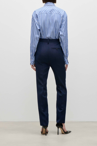 back profile model wearing  Pocket Detail Cotton Stripe Shirt blue white Striped cotton shirt
Classic shirt construction
Chest pocket detail
Seam diagonal stripe detail
100% Cotton