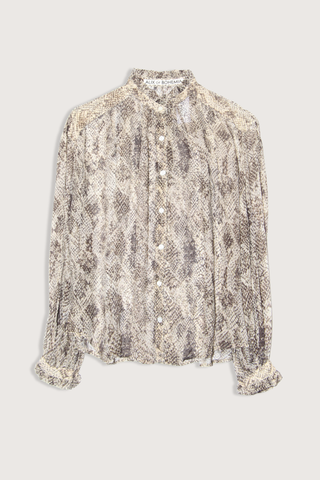 flat lay Poet Lemon Snake Skin Shirt light yellow Loose fit
Snakeskin-print
Ruffled collar
Dramatically gathered sleeves
100% Airy cupro-chiffon

French Seams
Button Front
