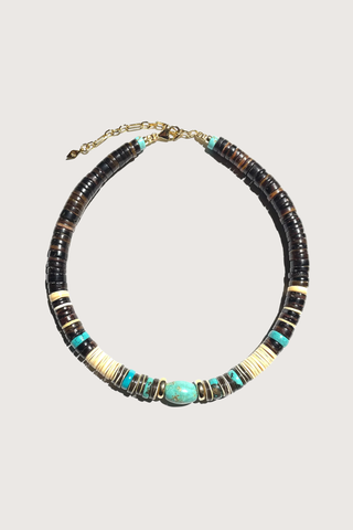 flat lay Puka 76 Necklace turquoise multi Puka necklace
Shell, turquoises
Gold plated 18K
Length: 14,17" - 37cm &amp; 10cm extension chain
