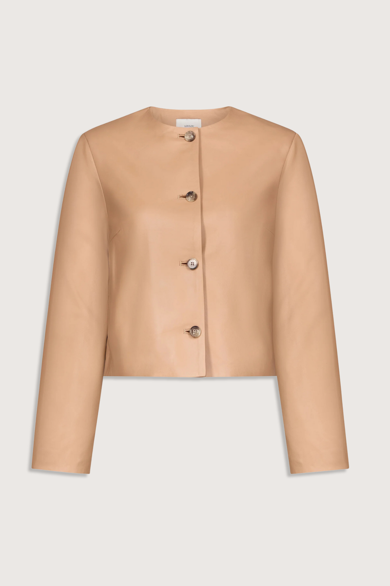 flat lay Raho Leather Jacket Sienna Soft plongé lambskin leather
Slightly cropped
Boxy fit
Crew neck
Long sleeves
Four-button placket.
