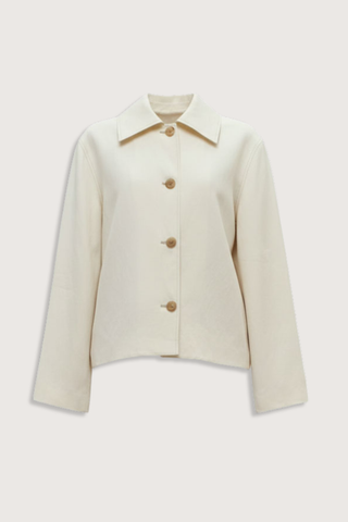 flat lay Remi Cropped Jacket greige white Hip-length
Boxy unisex fit
Field cloth
Welt button-front closures
Rich tonal buttons
cotton poly blend
Chore coat style collar