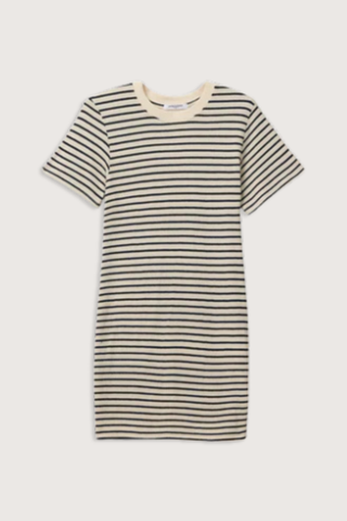 flat lay Rhett Brushed Rugby T-Shirt Dress navy stripe
Regular fit
Relaxed t-shirt dress
Classic crew neck
Short sleeves