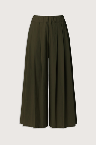 flat lay Rombo Pants Olive Elasticated Waist
Slightly cropped length
Wide leg
Triple pleated
Side pockets
Relaxed Fit
Poplin Cotton