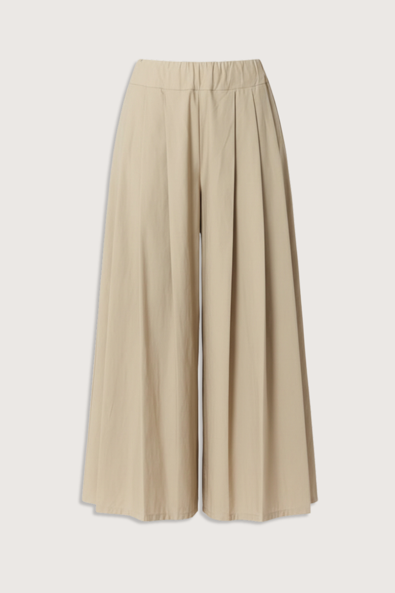 flat lay Rombo Pants Sonora beige Elasticated Waist
Slightly cropped length
Wide leg
Triple pleated
Side pockets
Relaxed Fit
Poplin Cotton