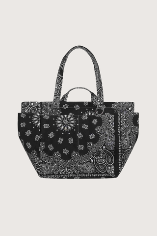 front profile Sac Picnic Tote All Black cotton bandana two outside pockets two side pockets with short and tall handles