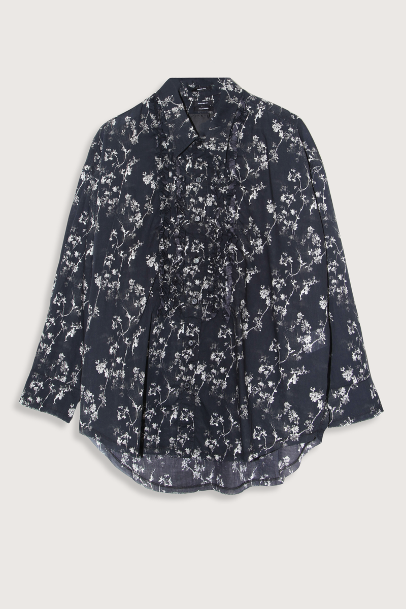 flat lay Shredded Seam Ruffle black Shirt Oversized
Shredded seam shirt
Ruffled placket built from printed Italian crinkle cotton gauze