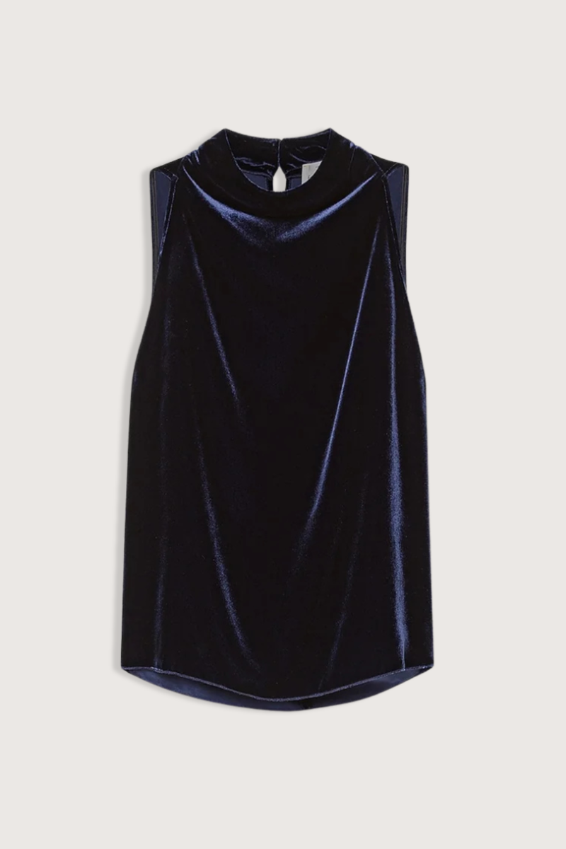 flat lay Silk Velvet Sleeveless Top navy Velvet fabric
Halterneck
Loose lines
Draped effect
Crop top
Regular shoulders
70% viscose 30% silk