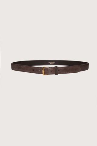 flat lay Sloane Lizard Belt brown Lizard effect
Custom gold gold hardware finish
Classic buckle
Leather keep