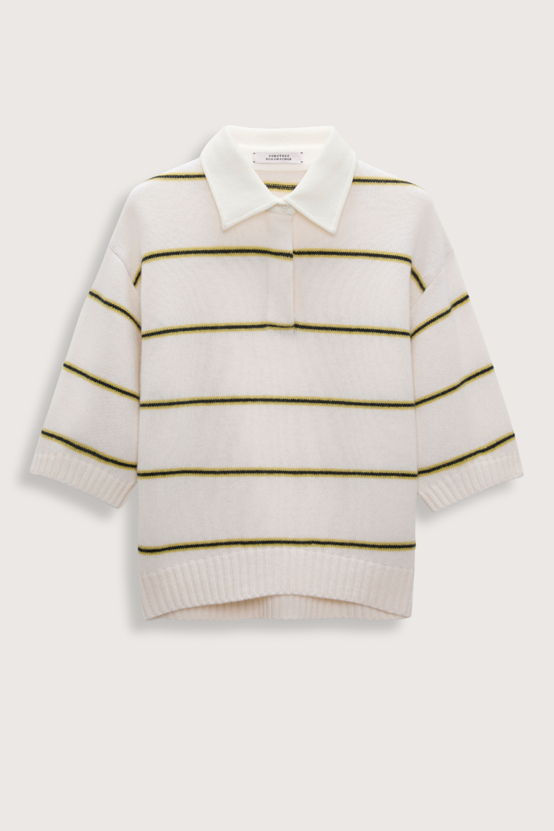 flat lay Sporty Statement Sweater White Ginger Trio 70 % Virgin wool (Merino), 30 % Cashmere
Two-tone fine stripe Merino-cashmere knit top with polo collar
Cotton collar and button placket with topstitching
Hidden button closures
