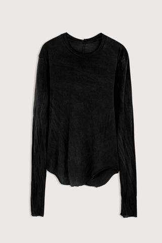flat lay Stella Long Sleeve Cotton Top Black Signature tissue-weight cotton
Semi-sheer
Softening beautifully with every wear
Extra-long sleeves and a raw, curved hem
100% Cotton
Relaxed silhouette with natural drape