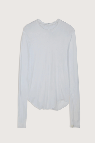 flat lay Stella Long Sleeve Cotton Top White Signature tissue-weight cotton
Semi-sheer
Softening beautifully with every wear
Extra-long sleeves and a raw, curved hem
100% Cotton
Relaxed silhouette with natural drape