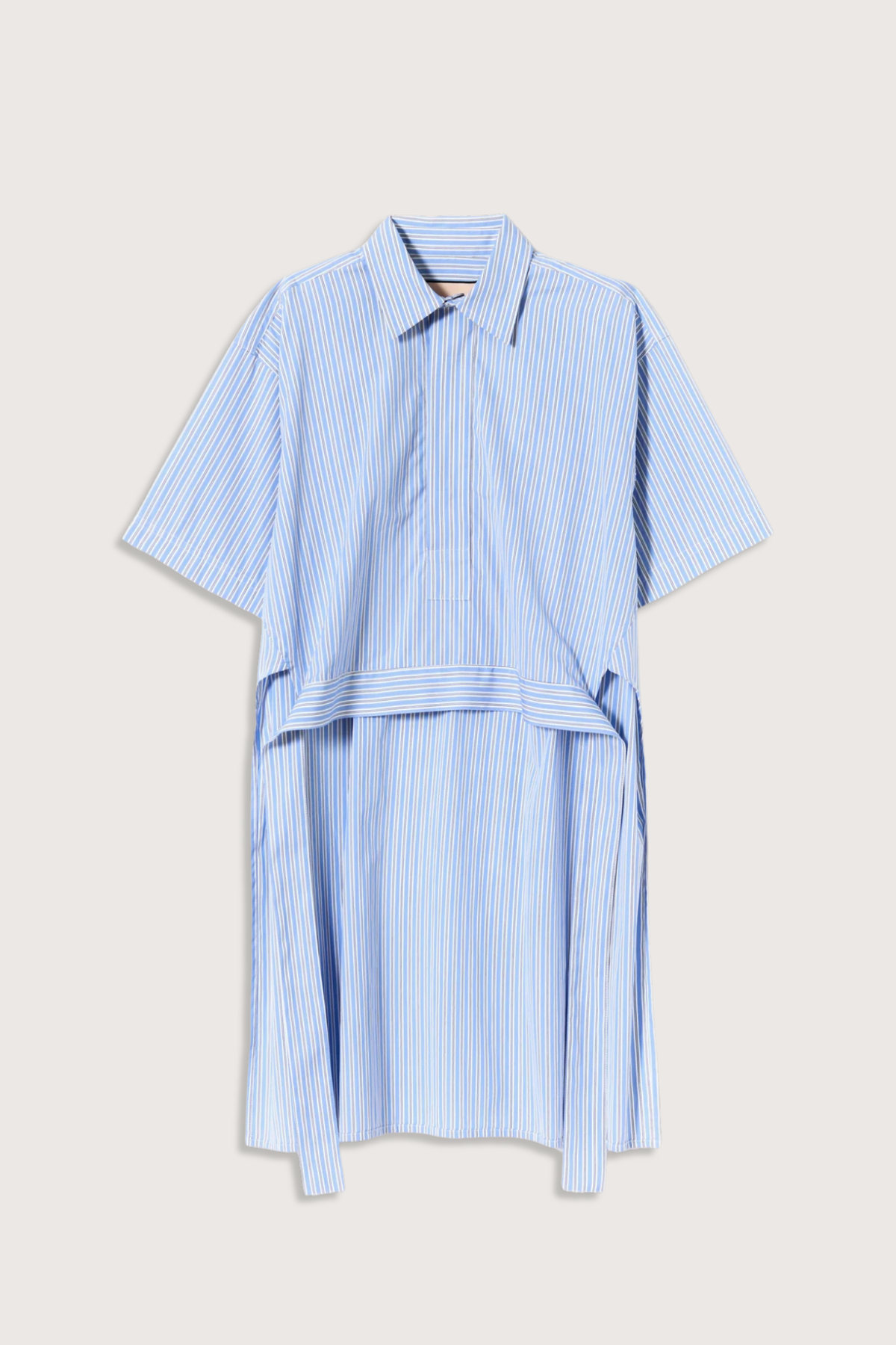 flat lay striped belted shirt  blue white stripe Popover style
Classic Collar
Cotton Poplin&nbsp;
Thick waist tie detail
Short sleeve
Long back