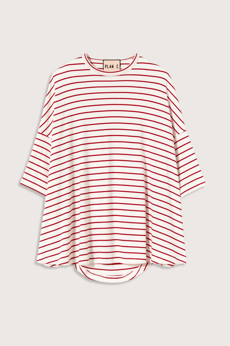 flat lay Striped Oversized Tee red white stripe White/Red wide sleeved t-shirt
Red heat-sealed Bianca patch on the back
Loose fit
100% cotton
