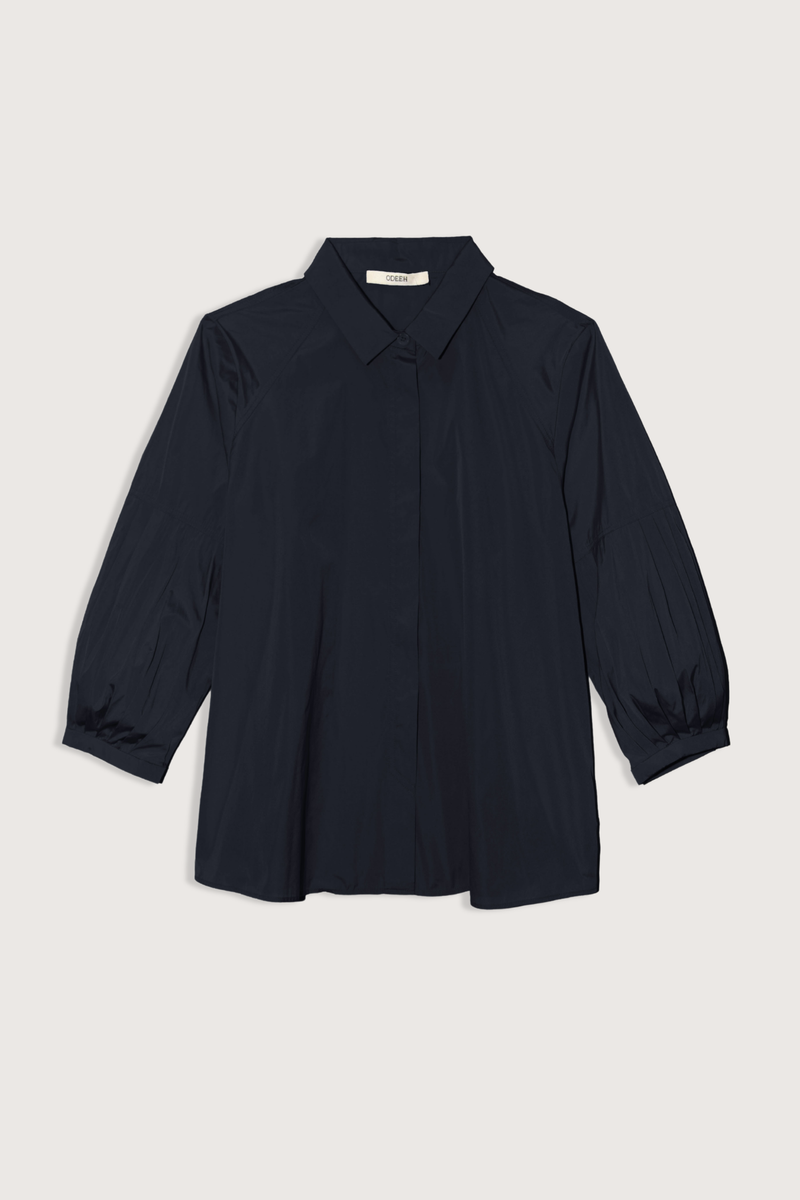 flat lay Taffeta Short Sleeve Blouse Navy 100% Polyester
Classic collar
3/4 bubble sleeve
Hidden front button closure except for top button