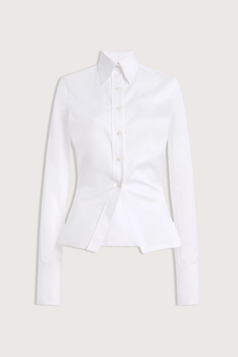 flat lay The Ceci Button Down Fitted Shirt white Pointed collar
Long sleeves
Subtle shaping through the waist
Button-front closure
Tailored silhouette
Curved hem falls slightly lower at the back

Shaped waist
100% cotton