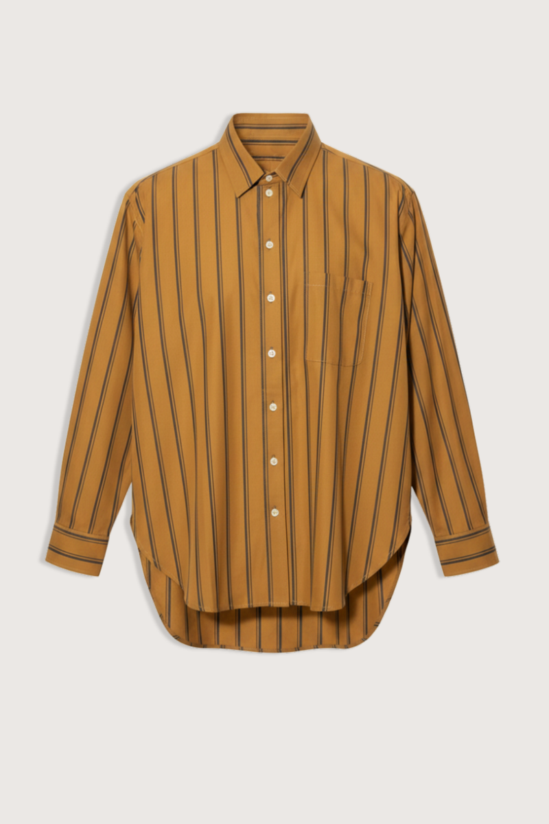flat lay The Essential Striped Shirt golden rod yellow Relaxed fit
Beautiful drape
Perfectly placed button at the chest ,
Button just under the collar,
Small button perfectly placed on the cuff placket
93% Cotton 7% Silk