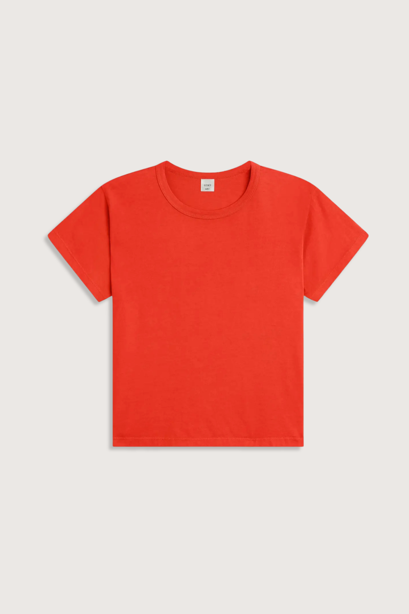 flat lay The Margo Tee Cerise red Crewneck
Short sleeve t-shirt
Relaxed, boxy silhouette
100% Cotton