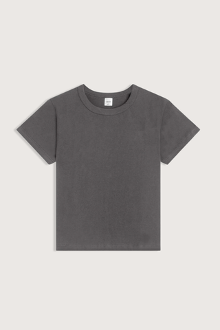 flat lay The Margo Tee Slate grey Classic, relaxed fit
Crewneck
short sleeve
100% Cotton
