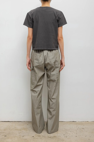 back profile model wearing The Margo Tee Slate grey Classic, relaxed fit
Crewneck
short sleeve
100% Cotton