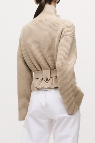 back profile model wearing The Neal Sweater Jacket Camel ZIP FRONT
TIE BELT
HIGH NECK
60% RECYCLED CASHMERE, 40% CASHMERE