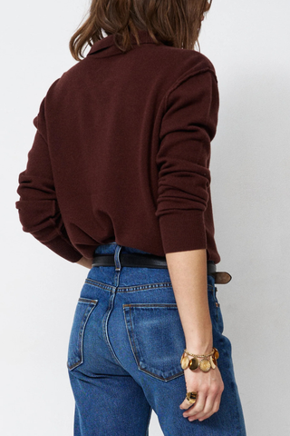 back profile model wearing The Polo Cinnamon Rib knit collar
Skinny polo placket
12 gg 100% royal cashmere
Regular fit