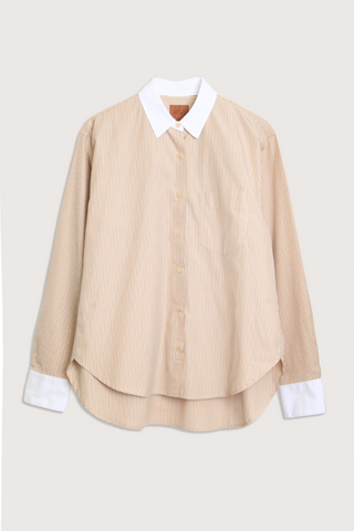 flat lay The Weekend Shirt honey cotton Menswear-inspired
Relaxed fit
Contrast white collar and cuffs
Curved hem
100% Japanese Cotton