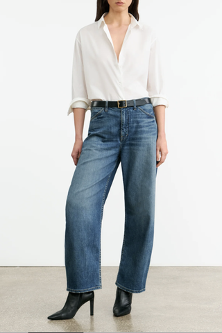 front profile model wearing Tribeca Jean Classic Wash mid blue Mid-rise barrel leg
Japanese stretch denim
Curved silhouette
Front slant pockets
Coin pocket detail
Zip fly
Shank closure
Back patch pockets with topstitching
Belt loops