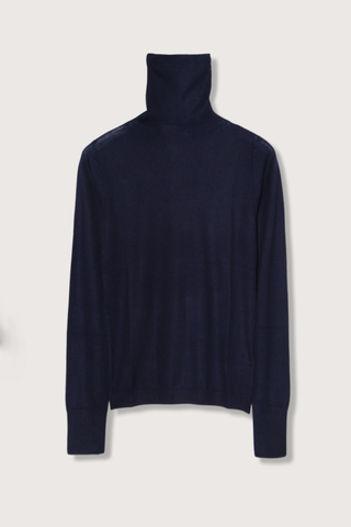 flat lay Turtleneck Fine Cashmere Deep Night navy Long sleeves Ribbed cuff and hem Slim fit
