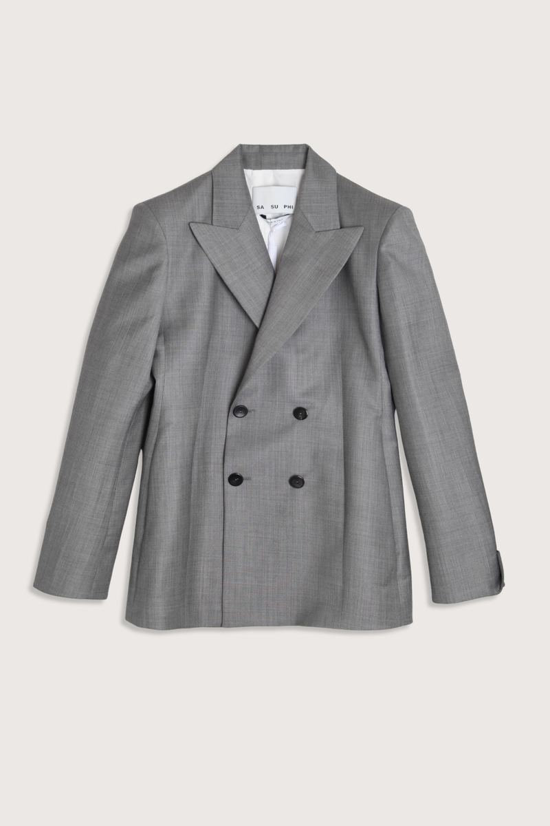 flat lay Tuxedo Double Breasted Jacket grey Sharp double-breasted front
Softly structured shoulders
100% wool