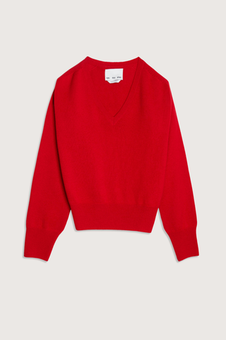 flat lay V-Neck Cashmere Sweater  vivid red 100% Cashmere
Deep V-neckline
Ribbed cuffs and hem
Fluid drape