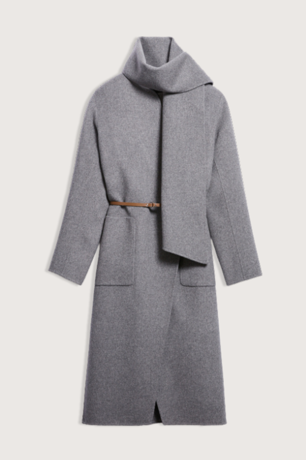 flat lay Valeran Coat With Scarf Grey Long length coat
Removable scarf 
Removable belt
Asymmetrical panels allow
Patch pockets at the front
Large slits at the sides
80% Wool 20% Polyamide