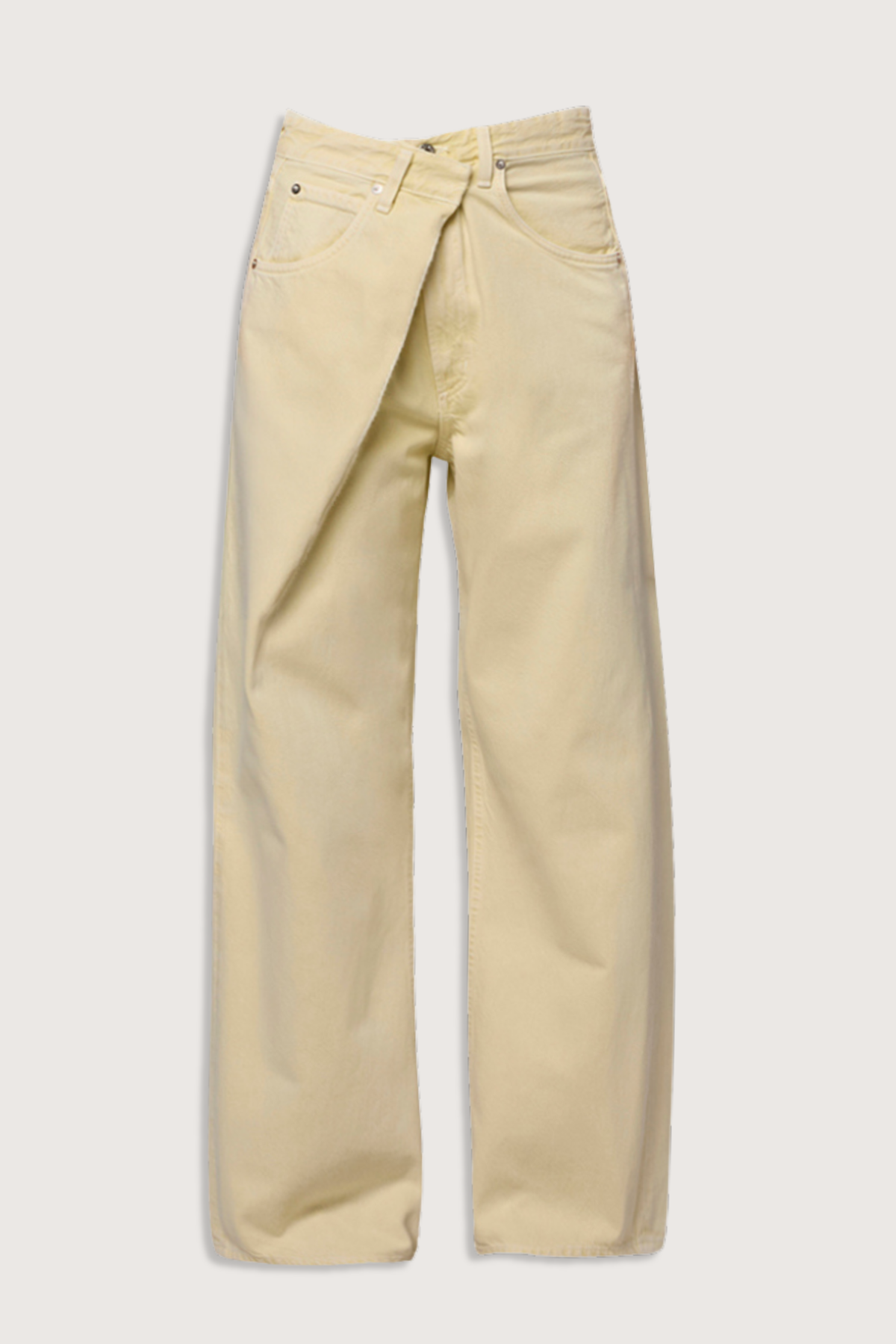 flat lay Vana Fold Jean Lemon Fold-over detail at the waist
Classic five-pocket construction
Sculptural twist on a laid-back shape
Non stretch, weightless 100% cotton denim